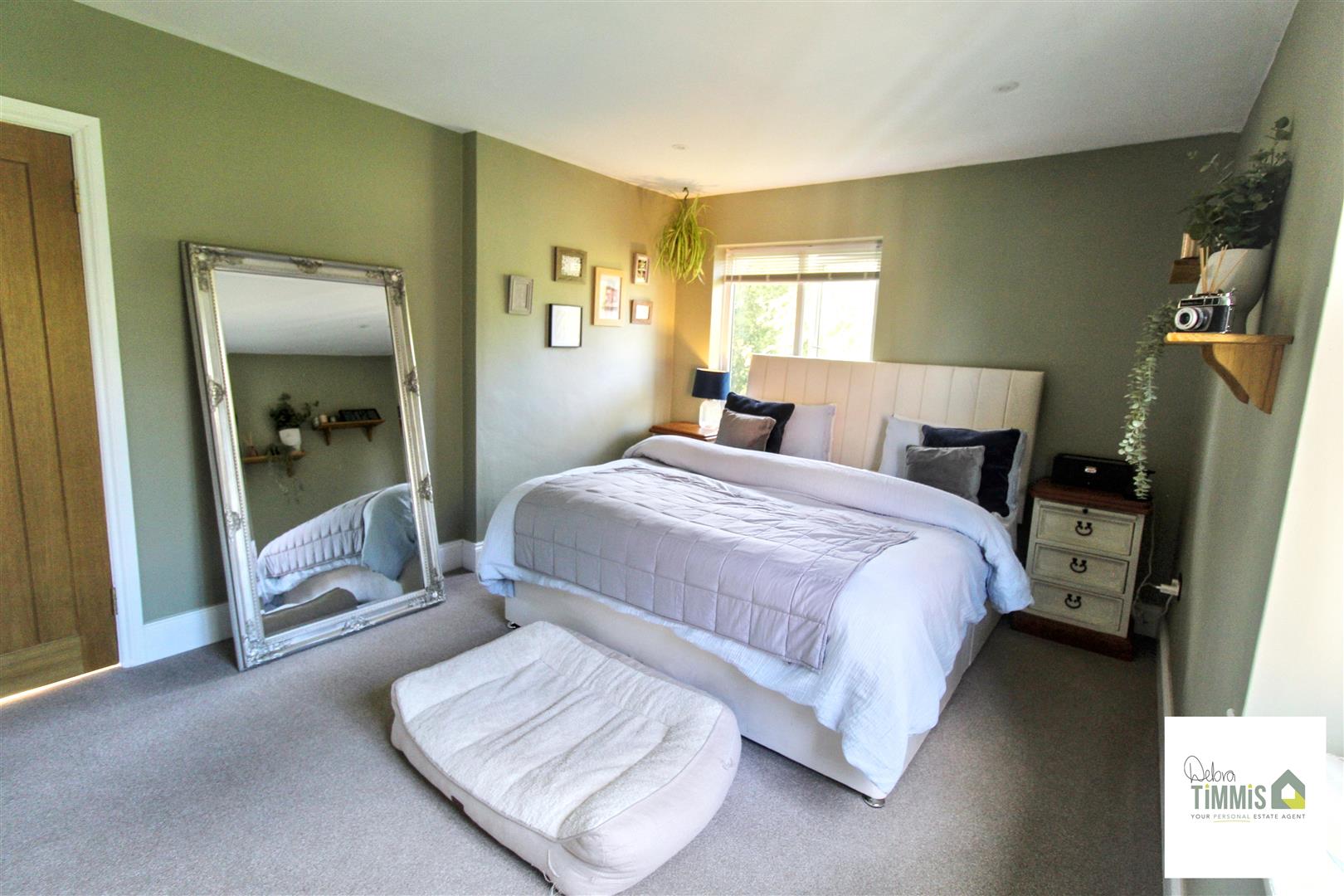 2 bed property in Trinity Place, Stoke-On-Trent